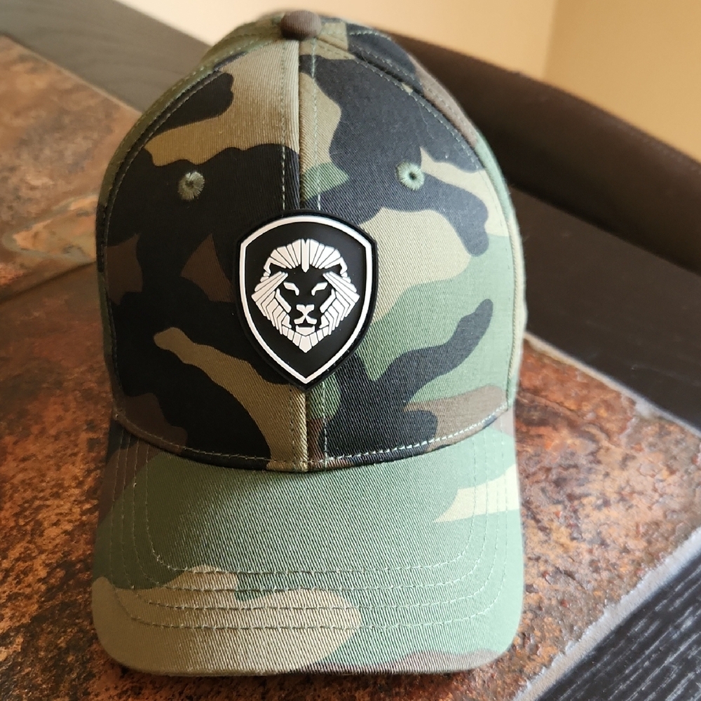 Valuetainment Camouflage Baseball Cap with Lion Logo